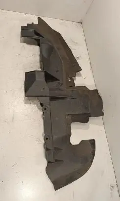 Intercooler air guide/duct channel