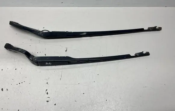 Audi A6 S6 C6 4F Front wiper blade arm