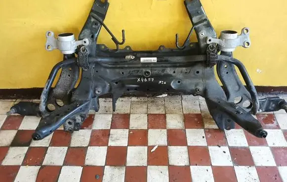 BMW 2 F46 Front subframe 6872729