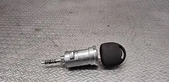 Opel Zafira A Ignition lock 