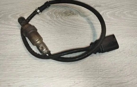 Volkswagen Golf Cross Lambda probe sensor 03C906262R 49487463 T238509
