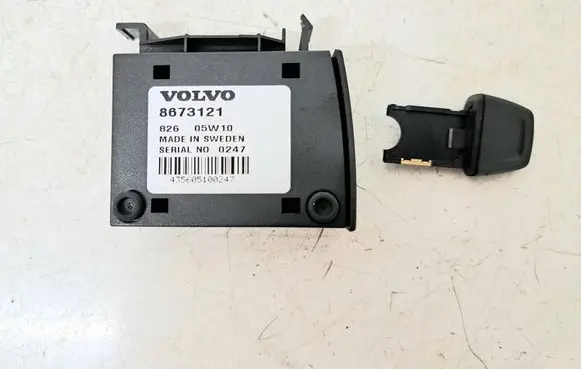 Volvo V50 Phone control unit/module 8673121
