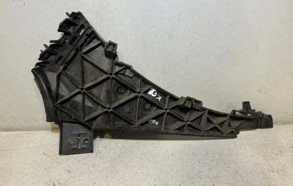 Audi Q7 4L Front bumper mounting bracket 4L0807283B