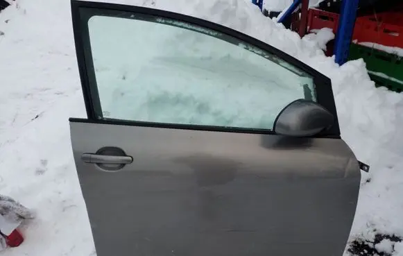 Seat Toledo III (5P) Front door