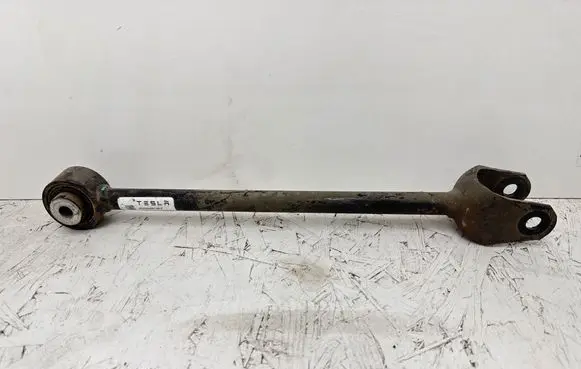 Tesla Model 3 Rear upper control arm/wishbone 104444100F