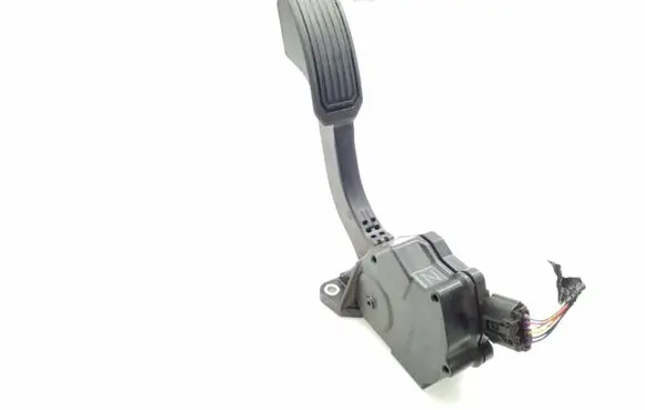 Toyota Prius (XW30) Accelerator throttle pedal 7811012010