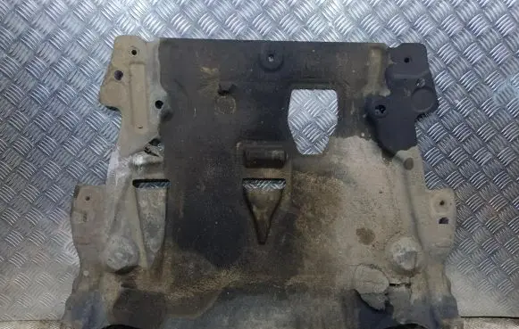 Volvo V60 Front underbody cover/under tray 