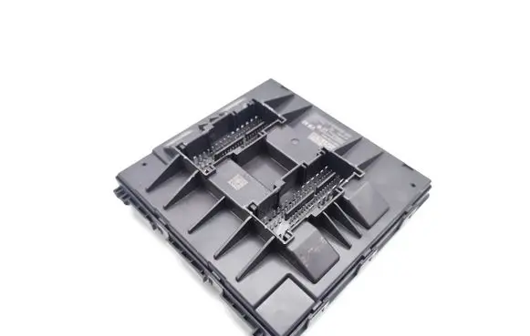 Volkswagen Amarok Central body control module 7E0937089C A2C15538702