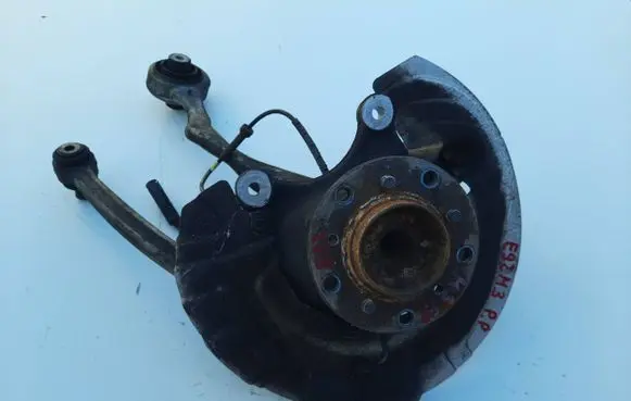 BMW M3 e92 Front wheel hub spindle knuckle 2283272 2233578