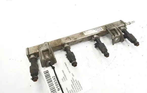 Ford Mondeo Mk III Fuel main line pipe 4M5G-9D280-DA