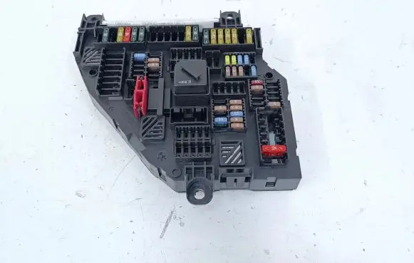 BMW X3 F25 Fuse module 9259469