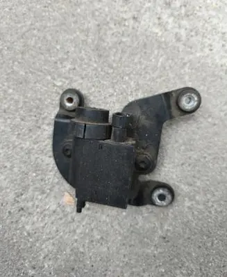 Jeep Grand Cherokee (WJ) Vacuum valve 53013014AA