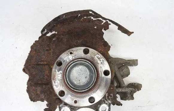 Citroen C5 Rear wheel hub