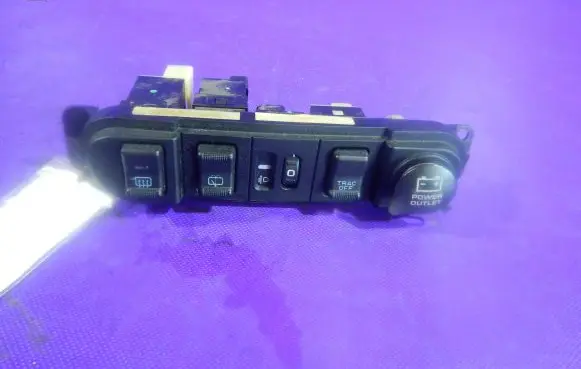 Windscreen/window heater switch