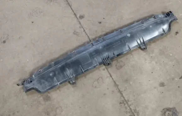 Peugeot 308 Wiper trim 9807815180