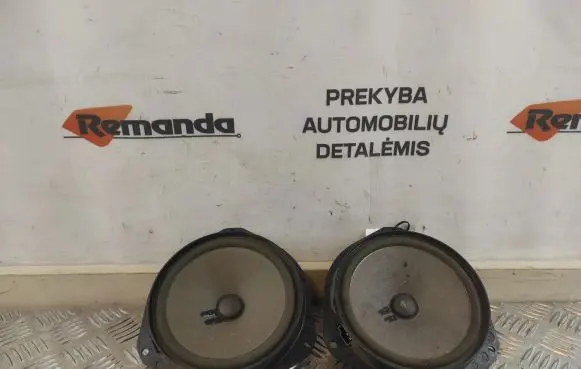 Iveco Daily 6th gen Front door speaker 5801473668