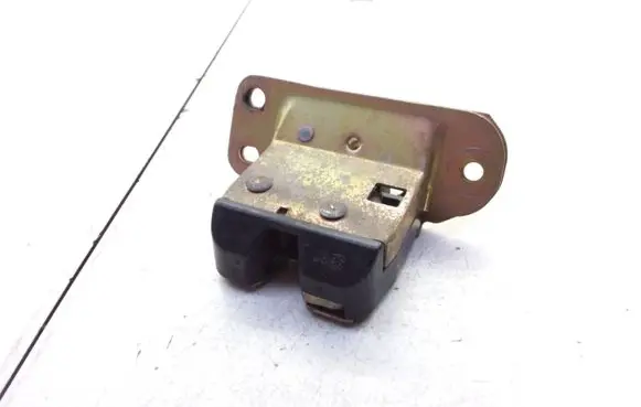 Volvo S40, V40 Tailgate/trunk/boot lock/catch/latch