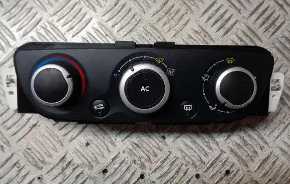 Renault Scenic III - Grand scenic III Climate control unit T1001786G