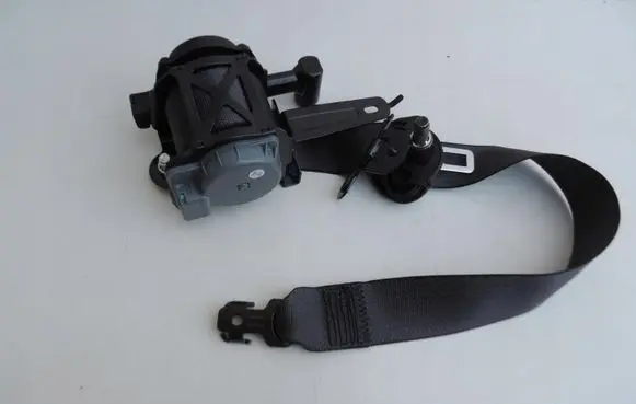 Opel Karl Front seatbelt