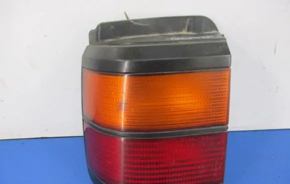 Volkswagen PASSAT B3 Rear/tail lights