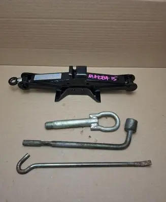 Mazda 6 Lift Jack 