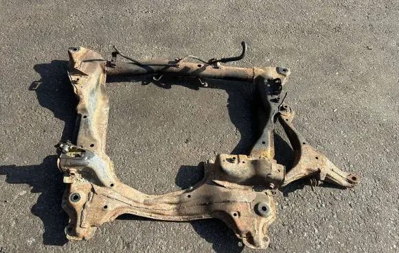 Honda FR-V Front subframe