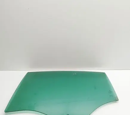 Volkswagen PASSAT B8 Rear door window glass 3G5845025E