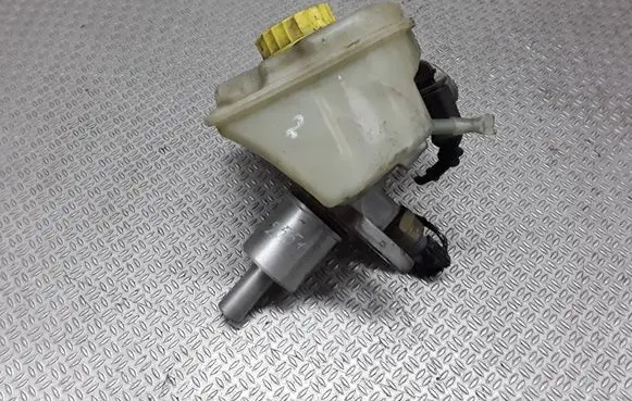 Volkswagen Phaeton Master brake cylinder 3D0611301B