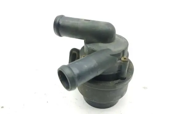 Volvo S60 Electric auxiliary coolant/water pump 31332380