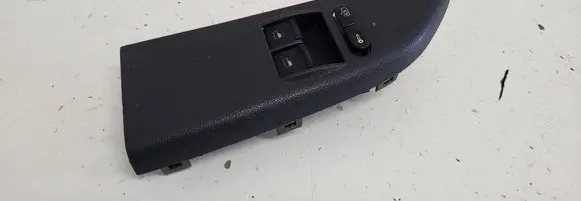 Skoda Fabia Mk1 (6Y) Electric window control switch 6Y1867227