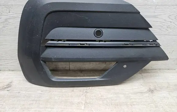 Volkswagen Transporter - Caravelle T6 Front bumper lower grill 7LA807490