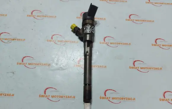 KIA Carens II Fuel injector 0445110258