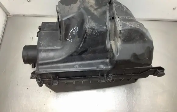 Volvo V70 Air filter box PPTD20