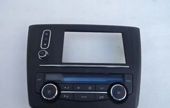Renault Kadjar Dashboard center trim panel 681043286R