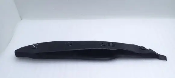 Mercedes-Benz B W246 W242 Fender end trim A2468891025