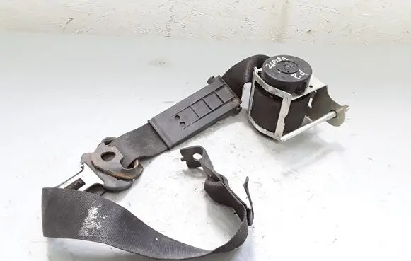 Opel Zafira B Front seatbelt 8520FJ 61206