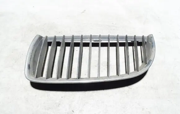 BMW 3 E90 E91 Front grill 7120007