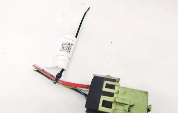 BMW 5 E39 Other relay 61368373700