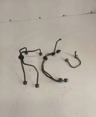Peugeot 607 Fuel injector supply line/pipe 