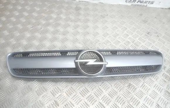 Opel Signum Front bumper upper radiator grill 13123491