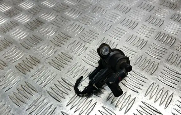Mercedes-Benz B W245 Breather valve 0280142438