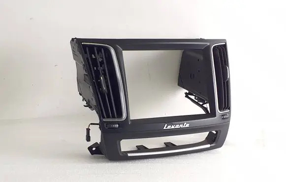 Maserati Levante Dash center air vent grill 6700749220 10048008