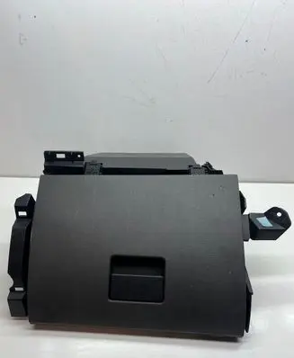 Ford Focus C-MAX Glove box 3M51R0600 88RA2837 3M51R06044A