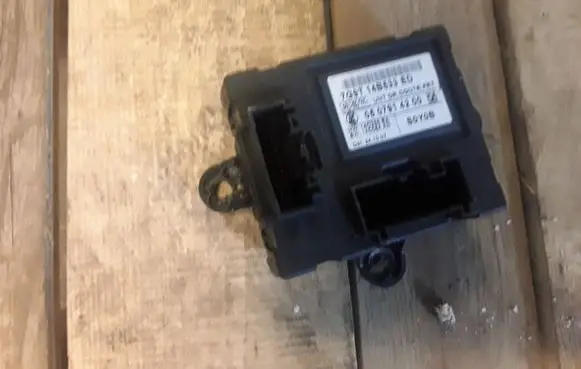 Volvo S80 Door control unit/module 7G9T14B533