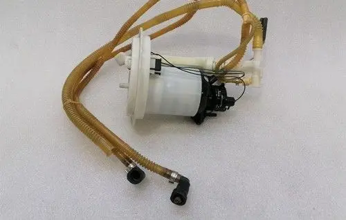 Mercedes-Benz C W204 In-tank fuel pump A2044701694