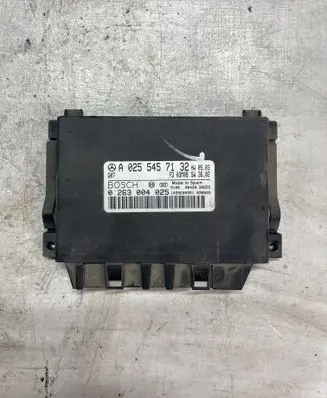 Mercedes-Benz E W211 Parking PDC control unit/module A0255457132 0263004025 1039E00351