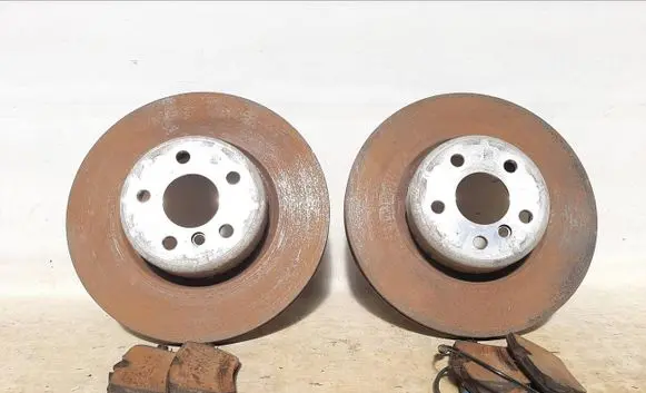 BMW X3 G01 Front brake disc 6860907