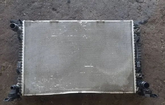 Audi Q5 SQ5 Coolant radiator