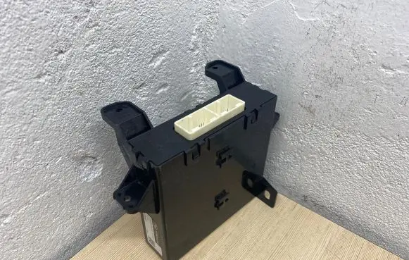 Subaru Outback (BS) Fan control module 72343AL21A TN1778003952