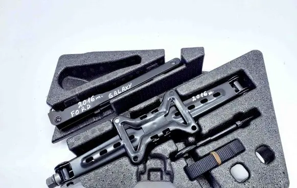 Ford Galaxy Lift Jack ES7C17A078AA EM2BR16G040AB